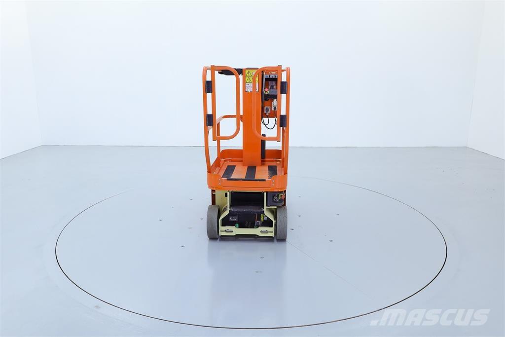 JLG 1230ES Plataformas con jaula de elevación