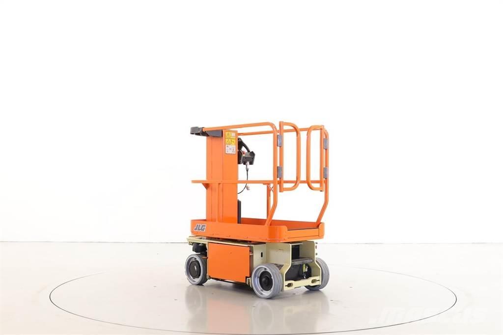 JLG 1230ES Plataformas con jaula de elevación