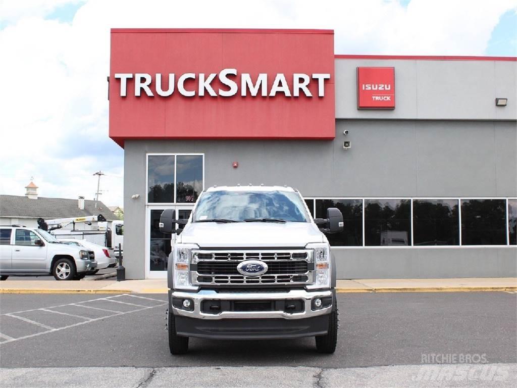 Ford F550 Camiones con chasís y cabina