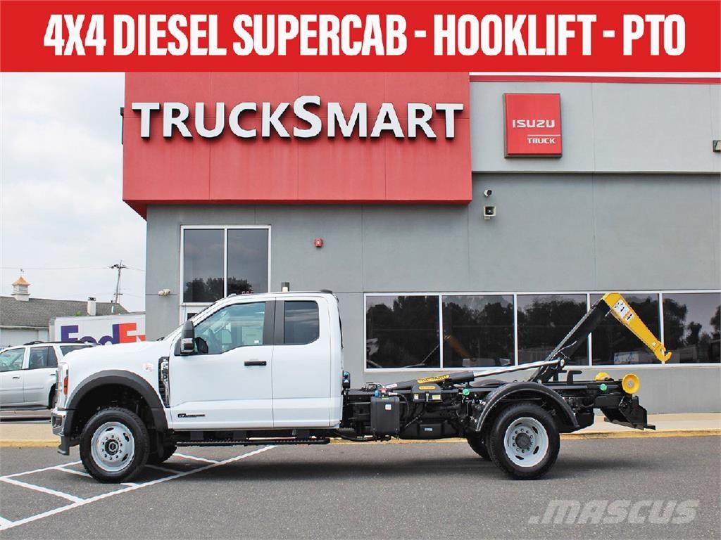 Ford F550 Bañeras basculantes usadas