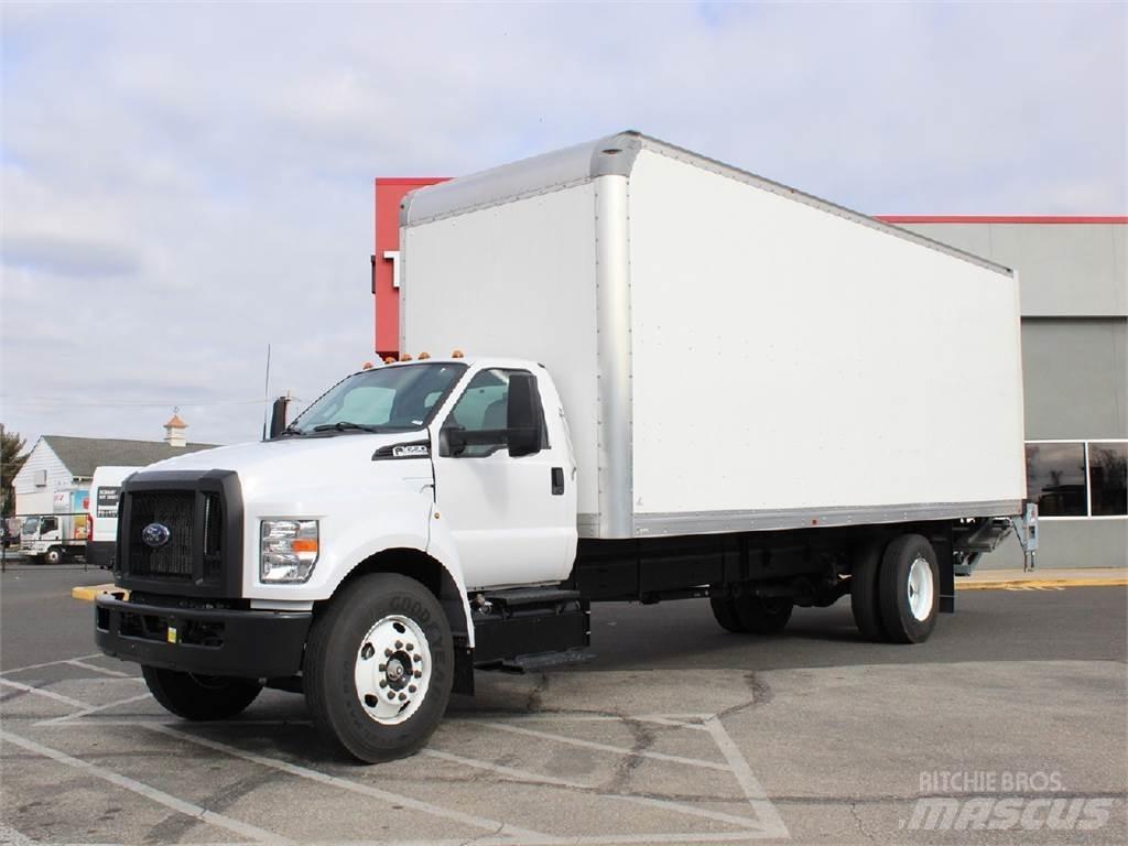 Ford F650 Camiones con caja de remolque