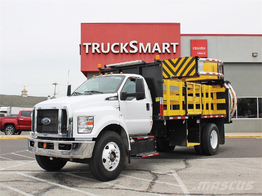 Ford F650 Vehículos municipales multiusos