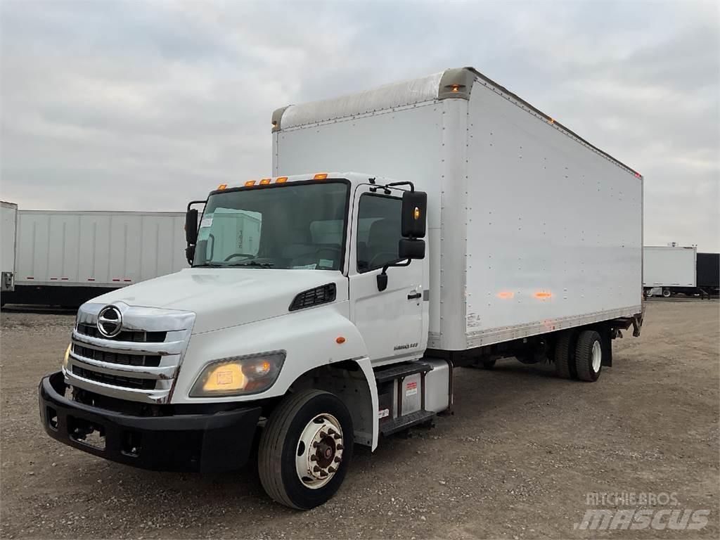 Hino 258 Camiones con caja de remolque