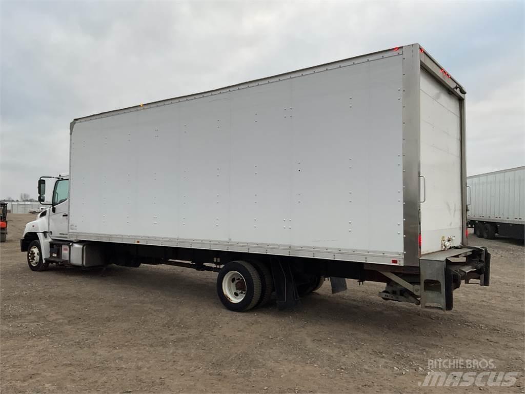 Hino 258 Camiones con caja de remolque