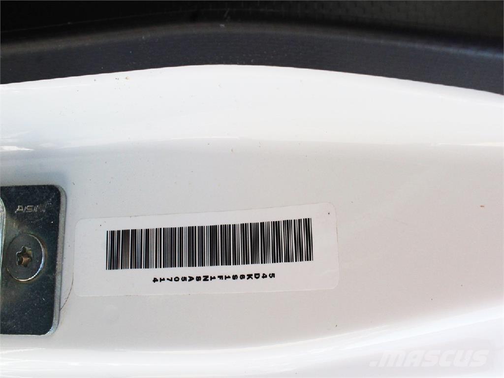 Isuzu FTR Camiones elevadores de gancho