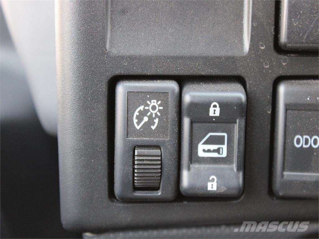 Isuzu NPR-HD Camiones portacontenedores