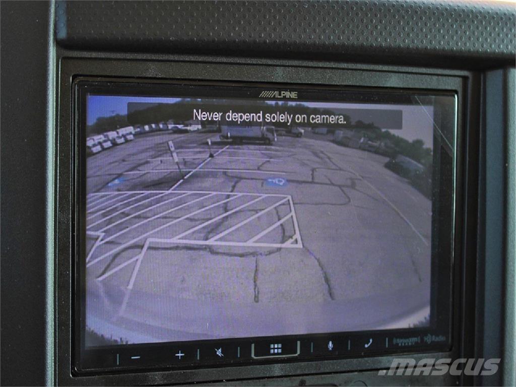 Isuzu NRR Bañeras basculantes usadas