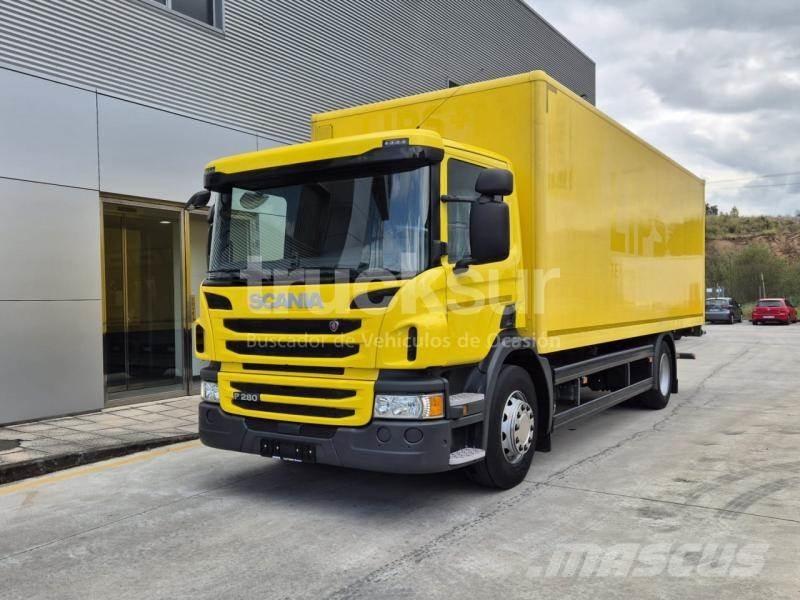 Scania P280 Camiones con caja de remolque