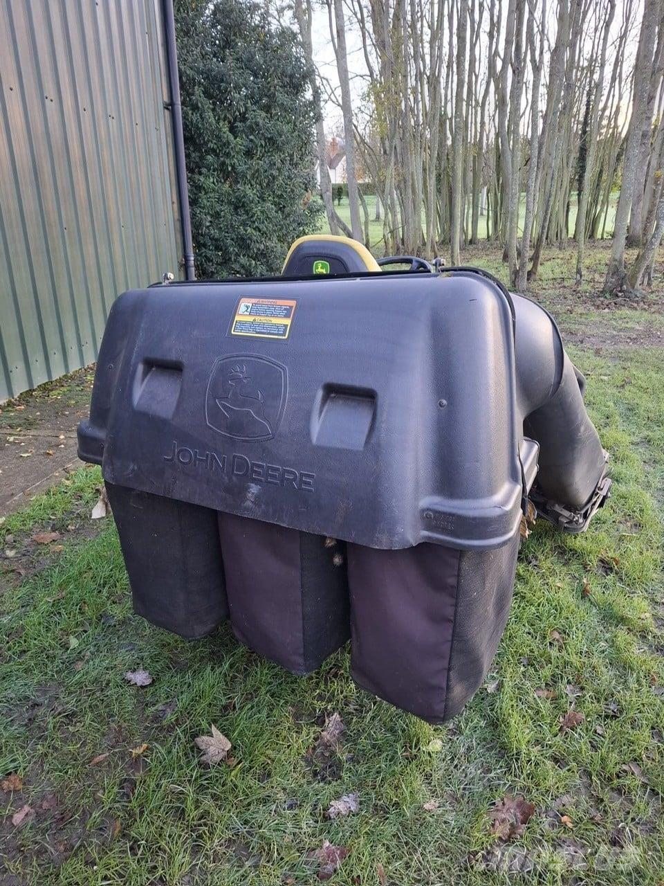 John Deere X750 Podadoras