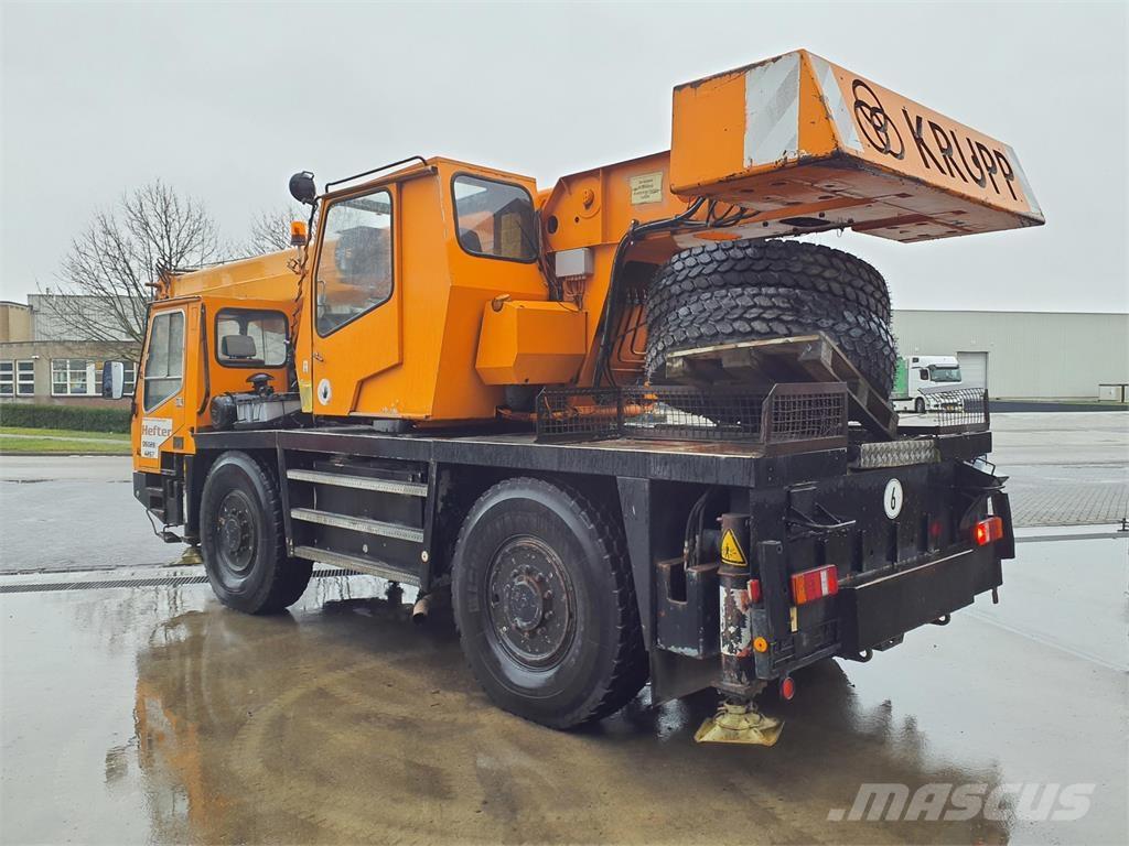 Krupp 25 GMT/AT Grúas todo terreno