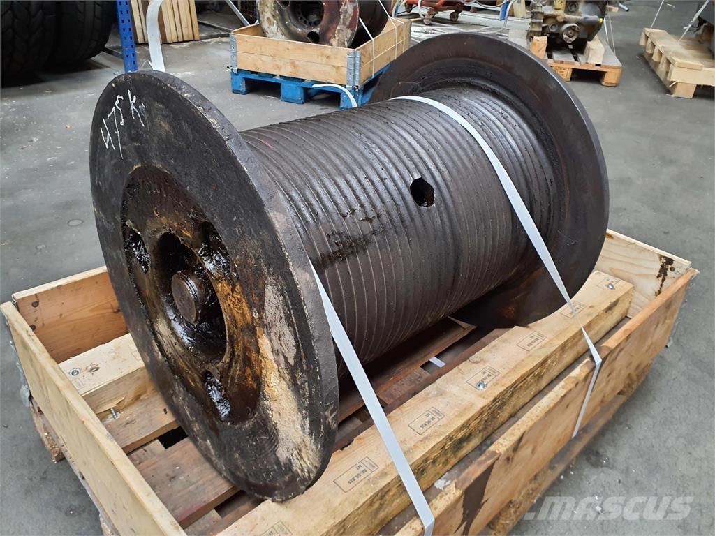 Krupp KMK 4070 winch Piezas y equipos para grúas