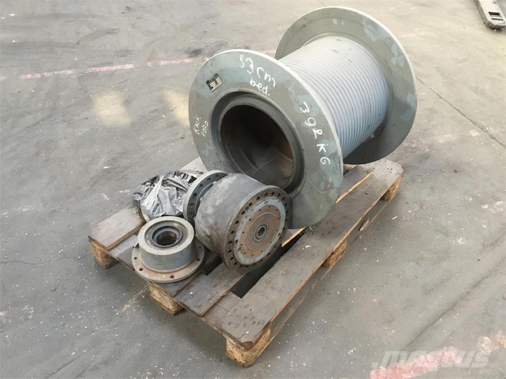 Krupp KMK 4070 winch Piezas y equipos para grúas