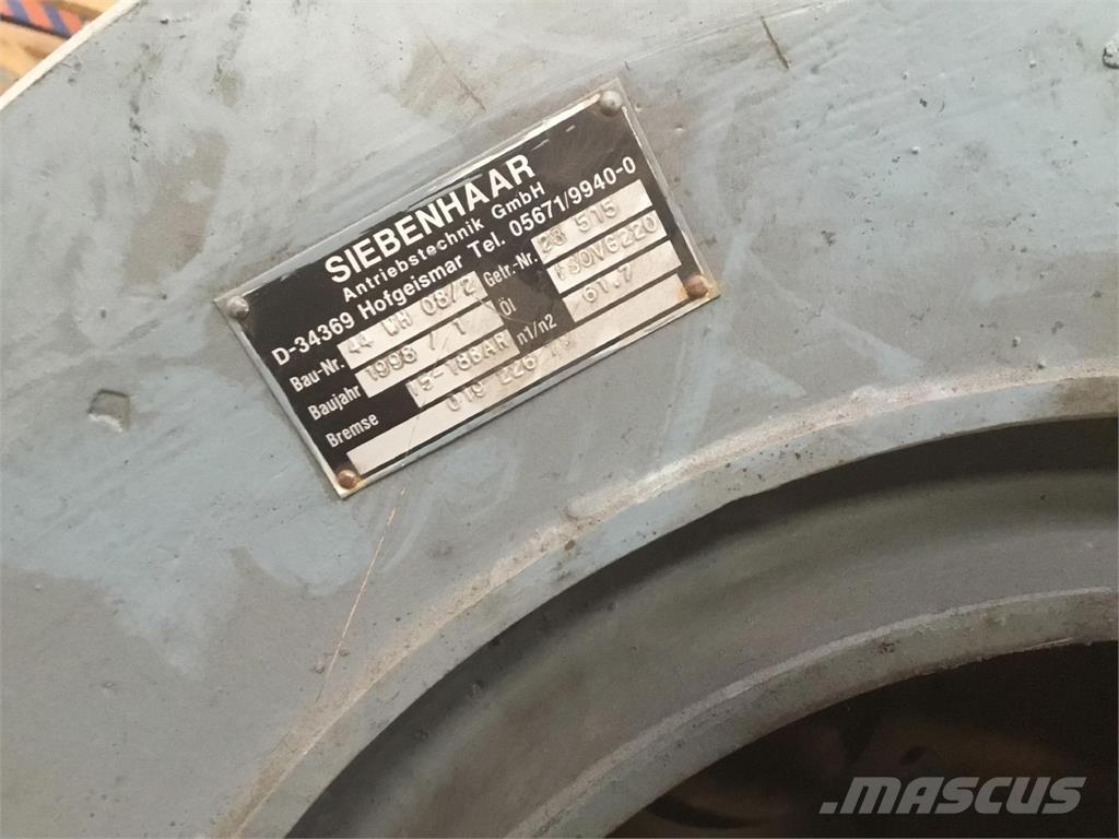 Krupp KMK 4070 winch Piezas y equipos para grúas