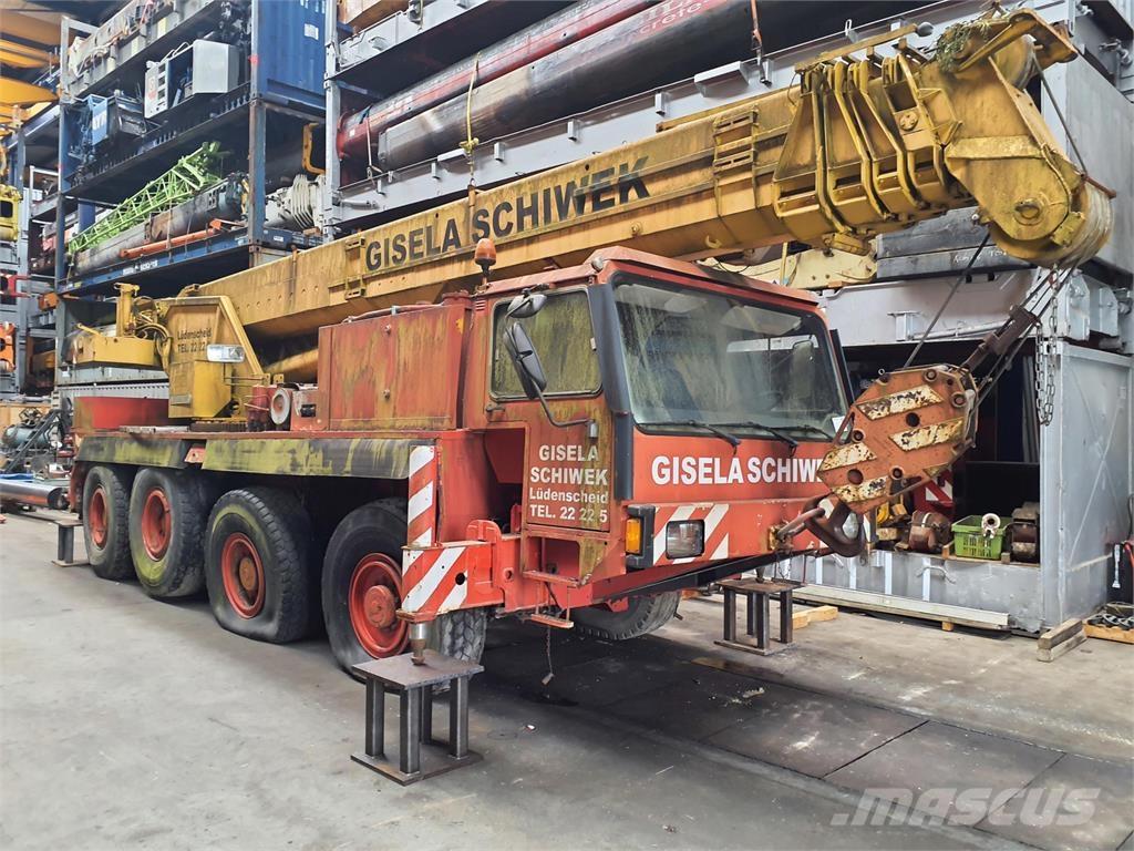 Liebherr LTM 1050 Grúas todo terreno