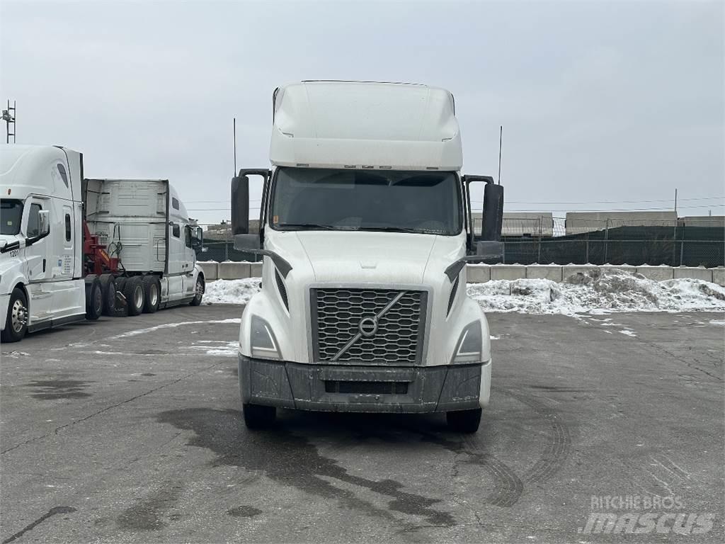 Volvo VNL760 Camiones tractor