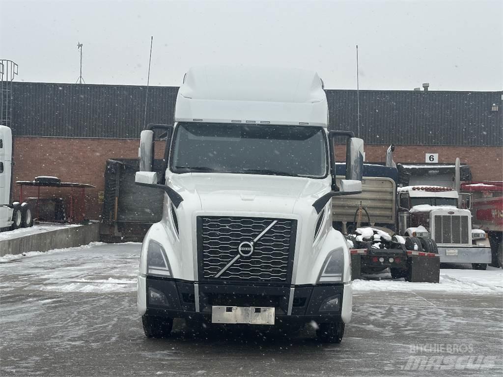 Volvo VNL760 Camiones tractor