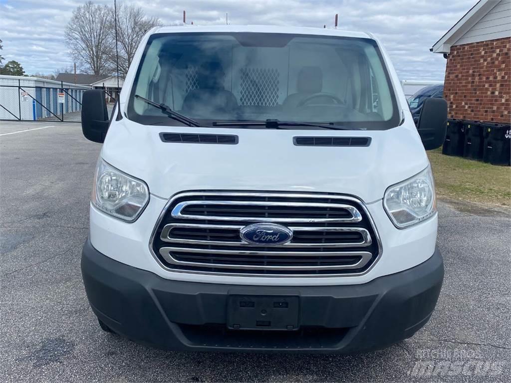 Ford Transit Otros