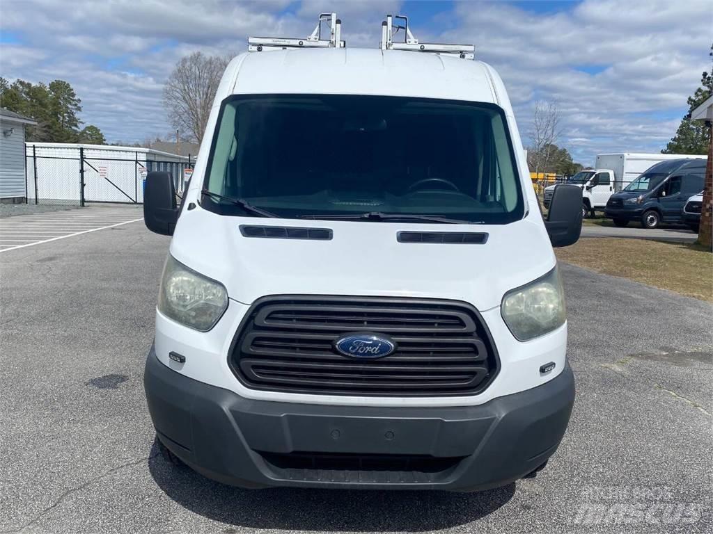 Ford Transit Otros