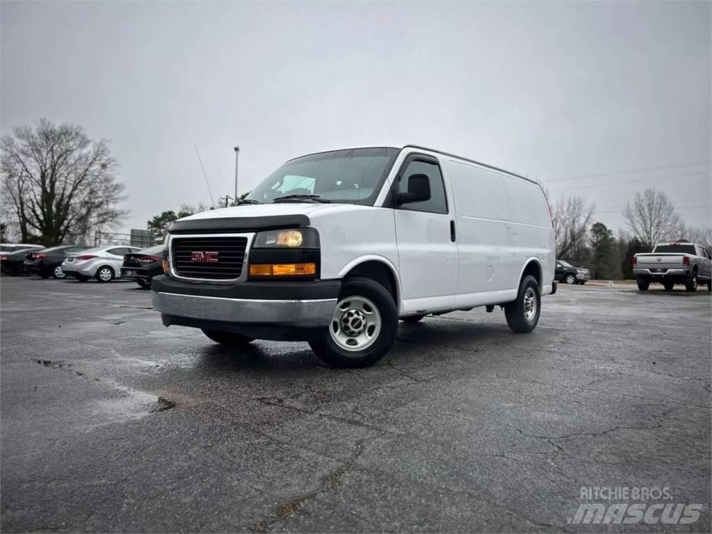 GMC Savana Otros