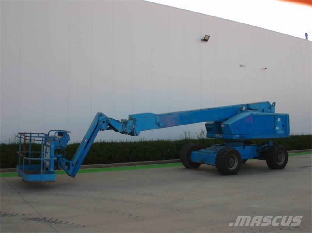 Aichi SP18AJ Plataformas con brazo de elevación telescópico
