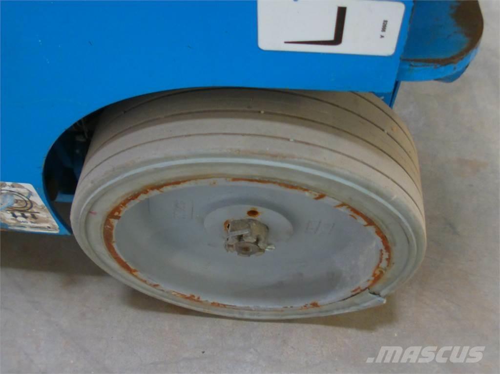 Genie GRC12 Plataformas con jaula de elevación