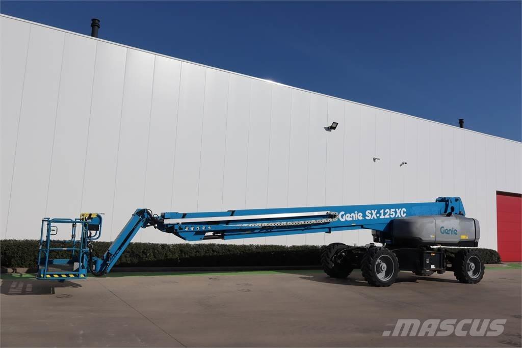 Genie SX125XC Plataformas con brazo de elevación telescópico