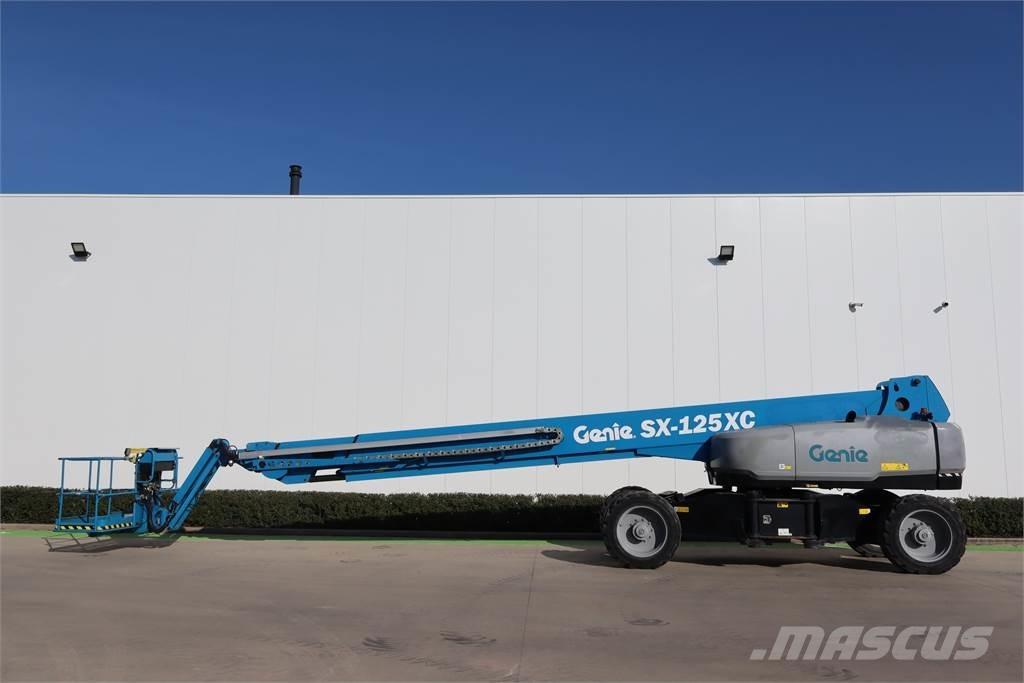 Genie SX125XC Plataformas con brazo de elevación telescópico