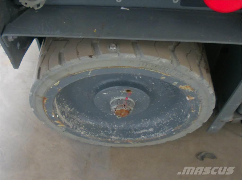 Haulotte STAR 6AC Plataformas con jaula de elevación