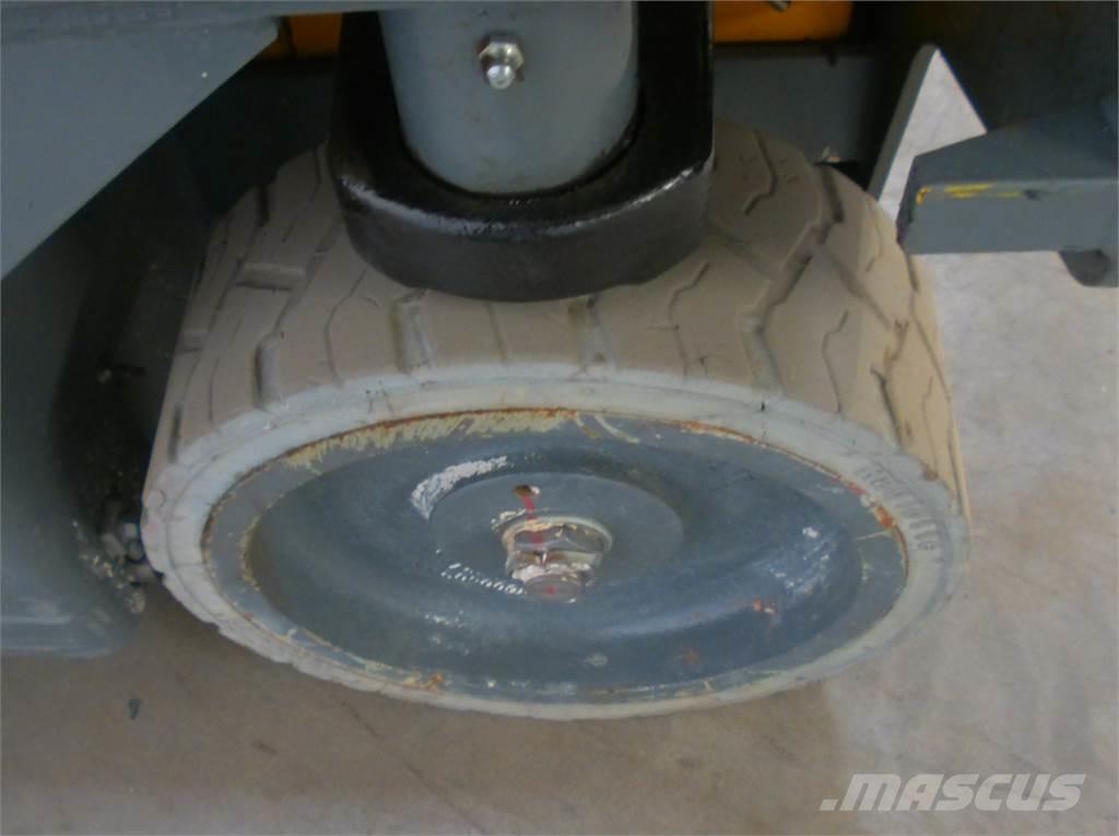 Haulotte STAR8S Plataformas con jaula de elevación