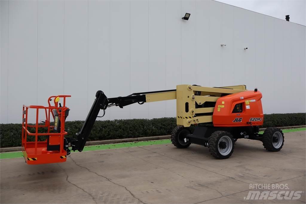 JLG 520AJ Plataformas con brazo de elevación manual