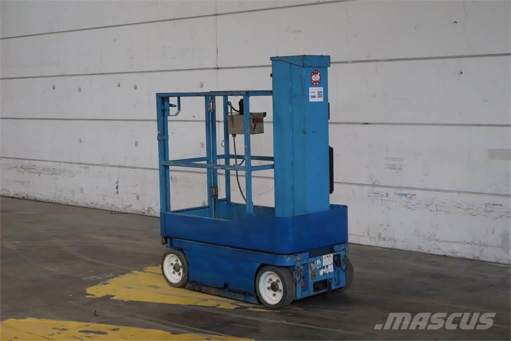 SkyJack SJ16 Plataformas con jaula de elevación