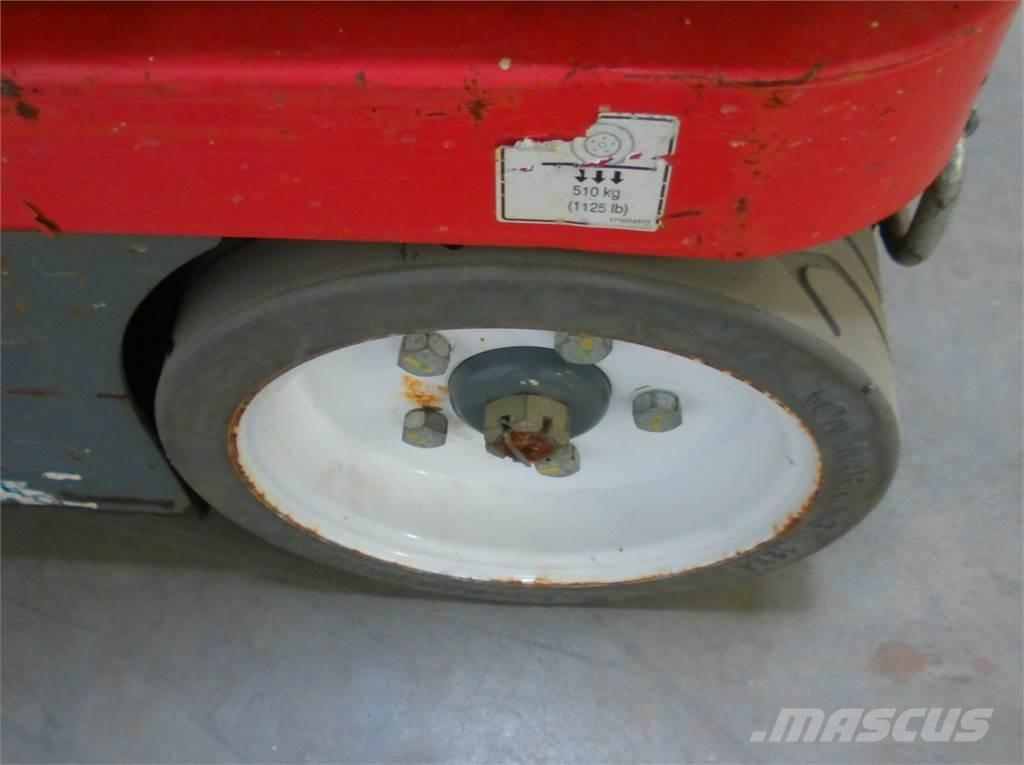 SkyJack SJ16 Plataformas con jaula de elevación