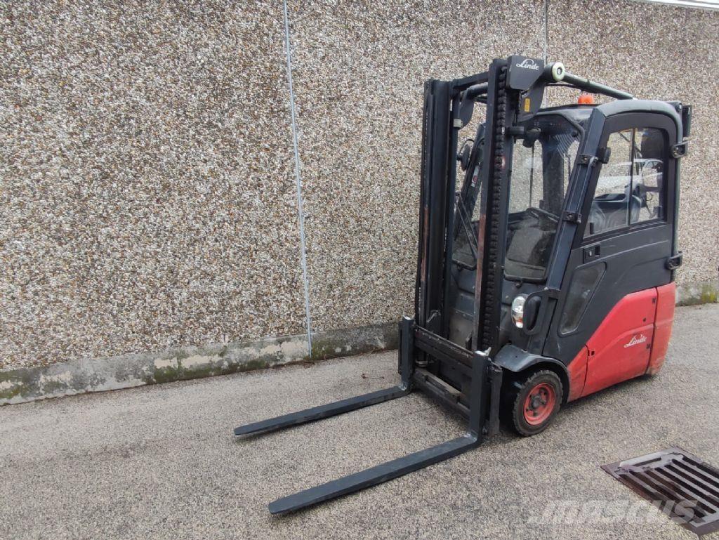 Linde E15-01 Carretillas de horquilla eléctrica