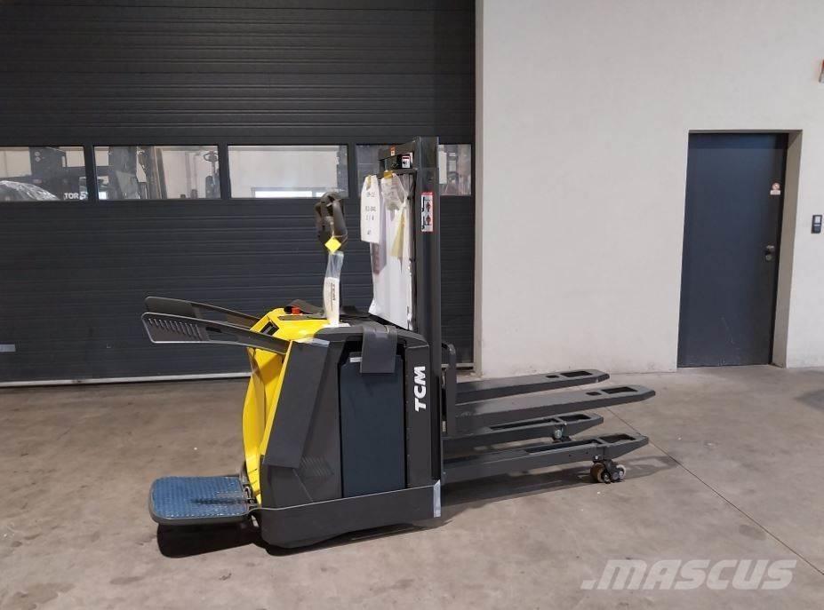 TCM SRD20-N3 NEUMASCHINE Montacargas manual