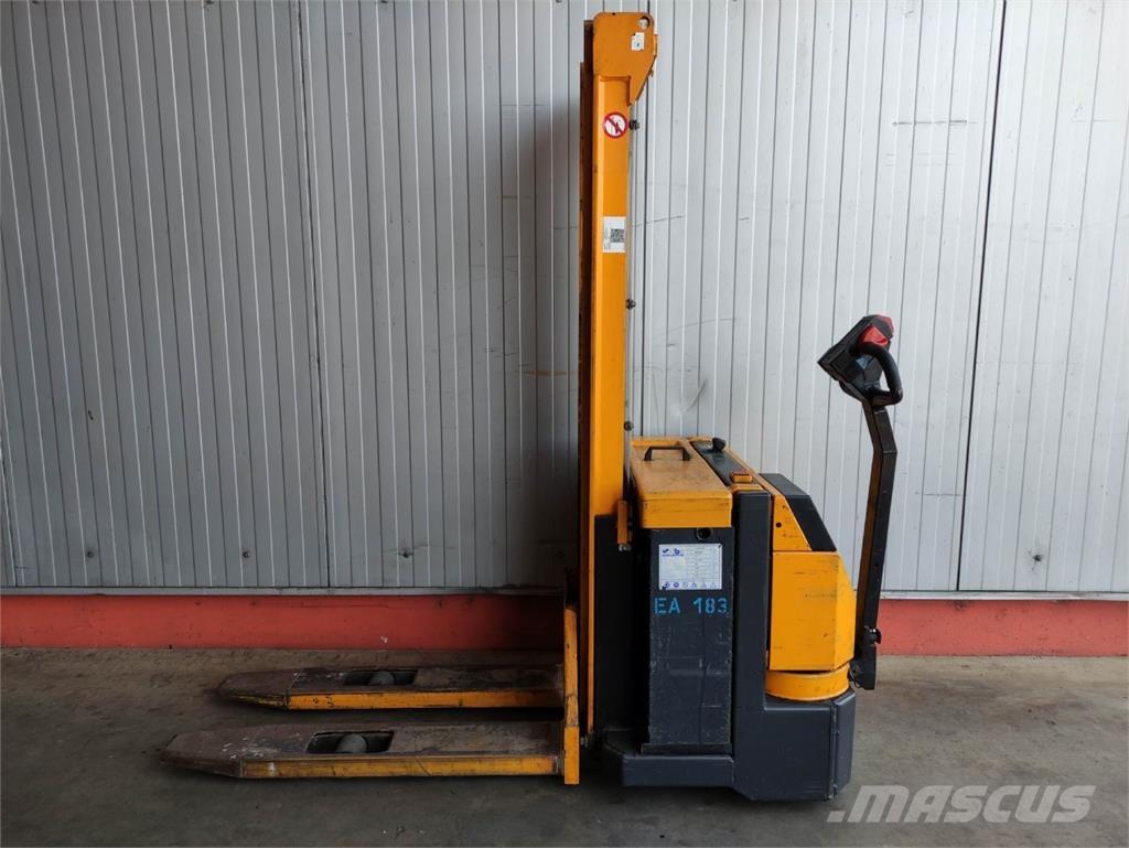 Jungheinrich EJC A12.5 G Montacargas manual