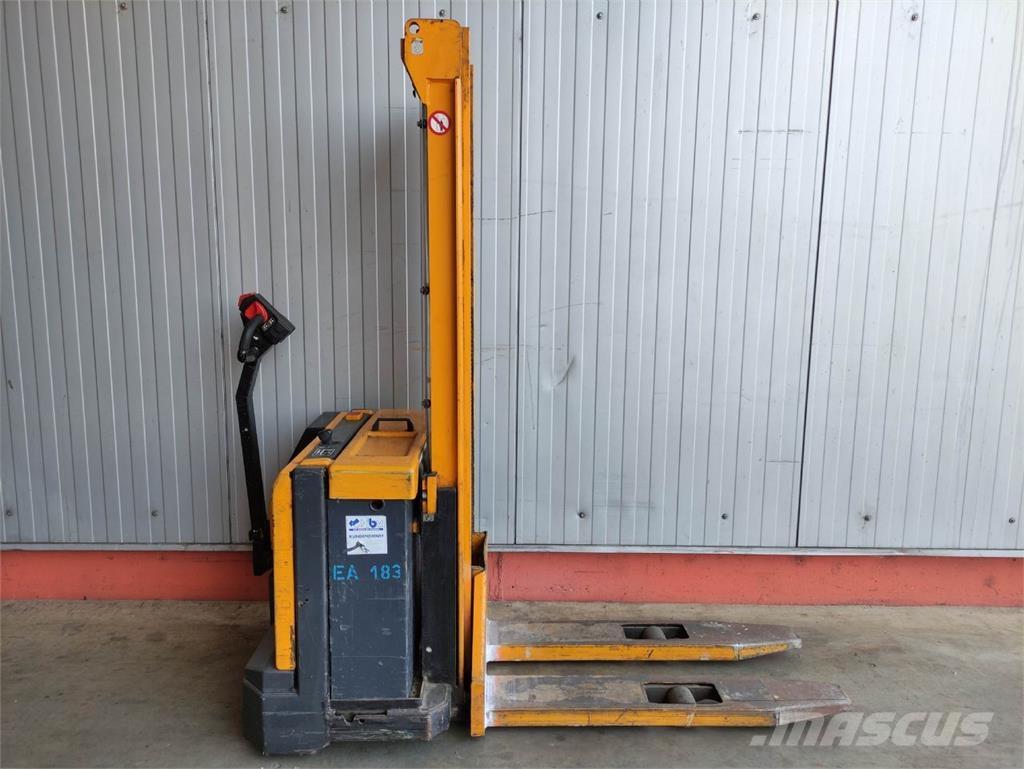 Jungheinrich EJC A12.5 G Montacargas manual