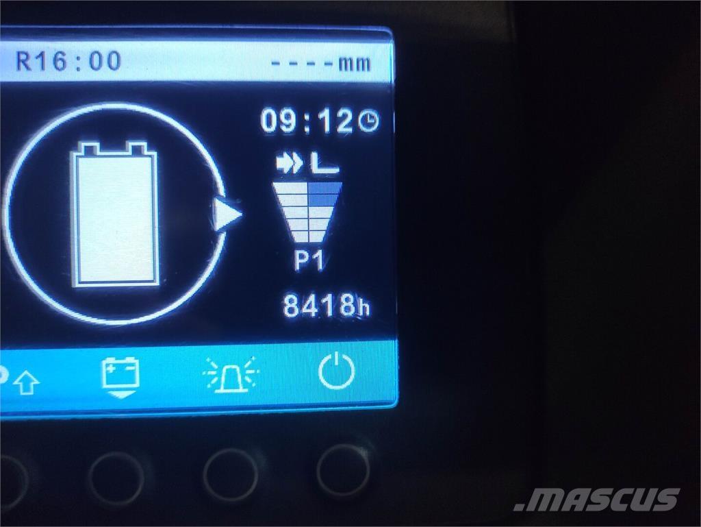 Jungheinrich ETV 216 Montacargas de alcance de gran altura