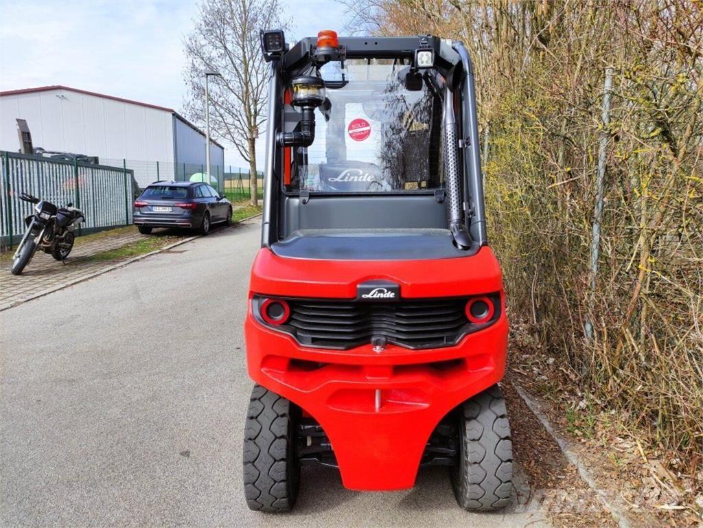 Linde H30D-01-1202 Camiones diesel