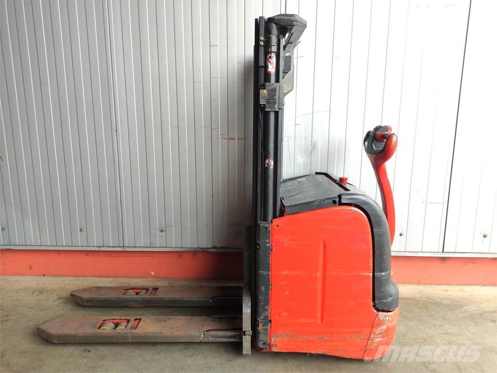 Linde L14-372 Montacargas manual