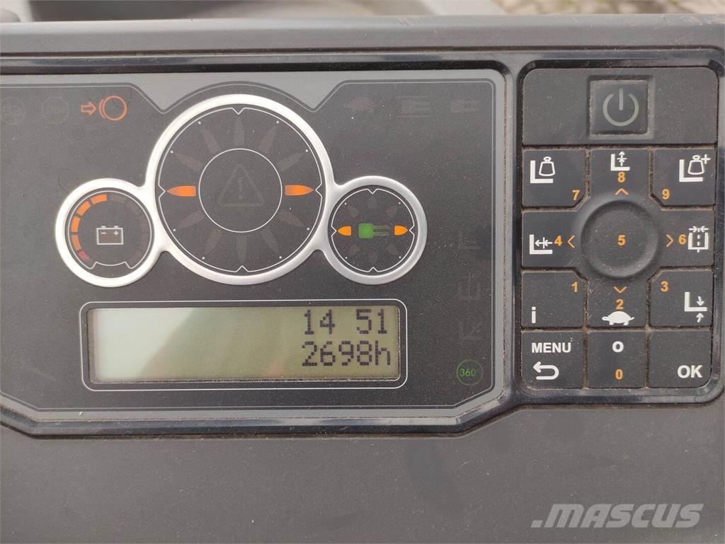 Linde R25F (UFW250TFVRF635) Montacargas de alcance de gran altura