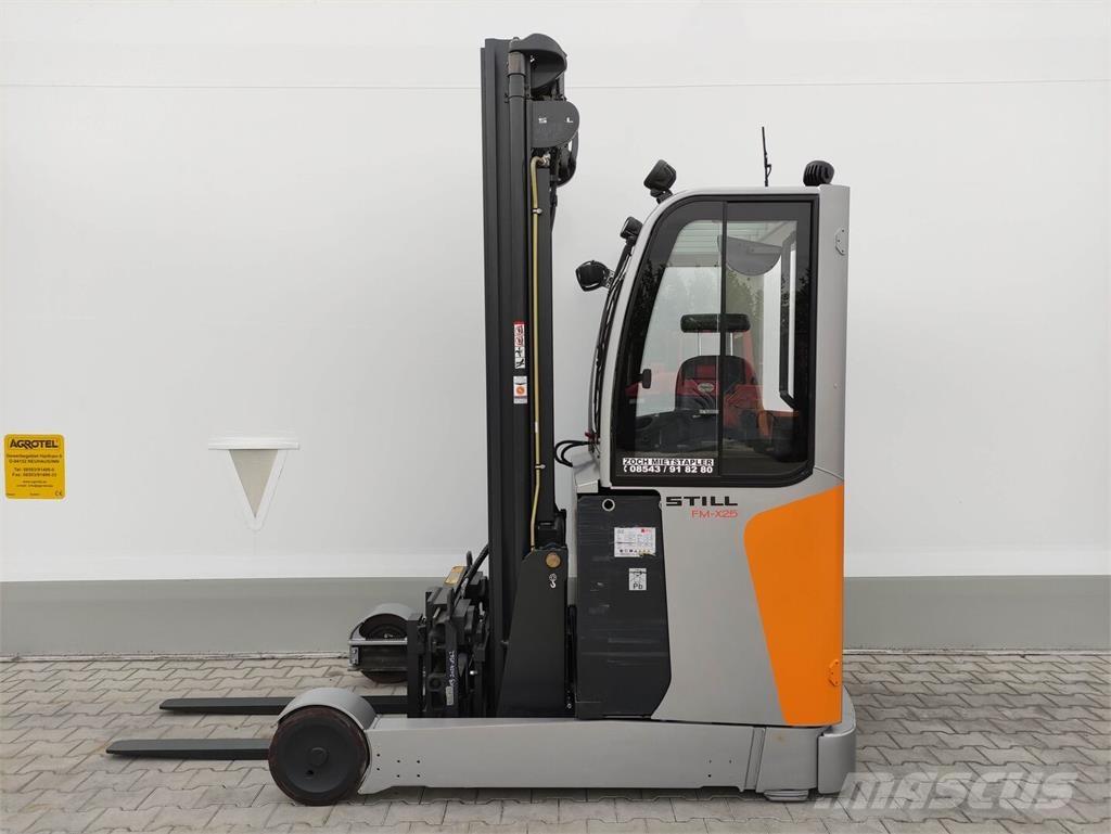 Still FM-X-25 Montacargas de alcance de gran altura