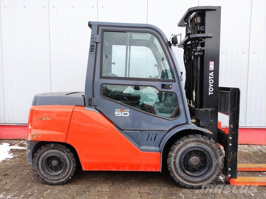 Toyota 40-8FD50N Camiones diesel