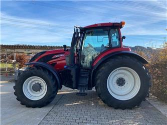 Valtra T154