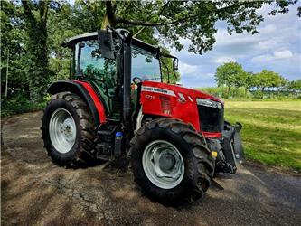 Massey Ferguson 5711