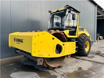 Bomag BW216PD-5