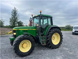 John Deere 6910