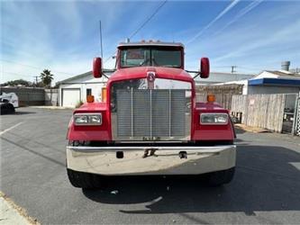 Kenworth W 900