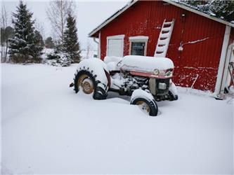 Massey Ferguson 165