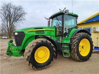 John Deere 7820