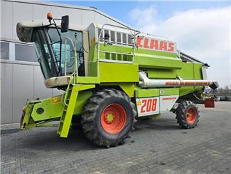 CLAAS Mega 208